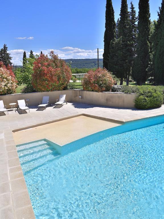 Domaine La Carraire Bed and Breakfast Lauris Exteriör bild