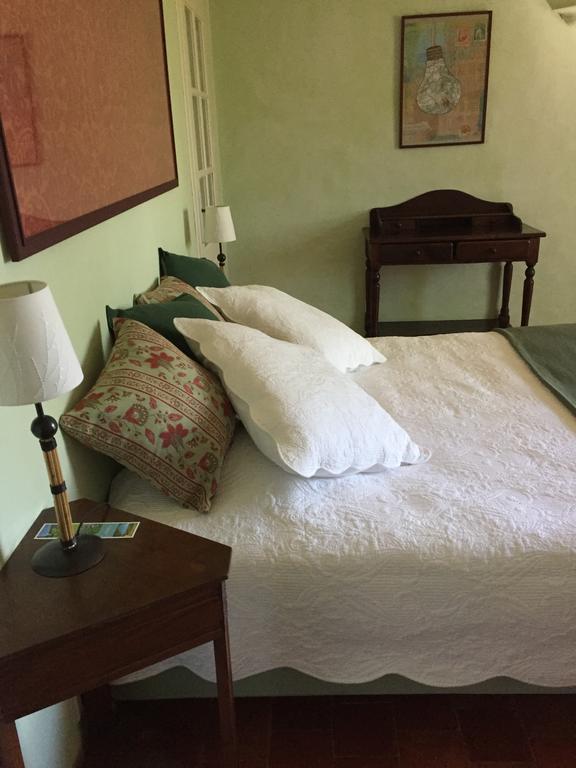 Domaine La Carraire Bed and Breakfast Lauris Exteriör bild